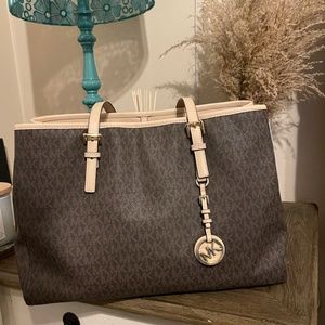 Michael Kors tote